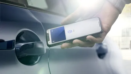 BMW va permite folosirea telefonului iPhone în locul cheii de mașină