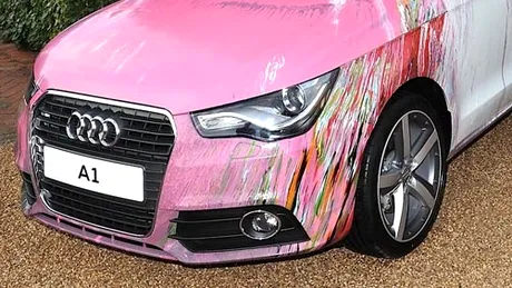 Fundaţia de caritate Elton John a primit un Audi A1 art-car