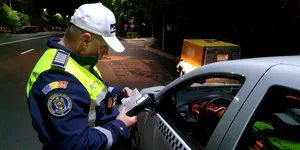 2025: Ce se întâmplă dacă te oprește poliția și nu ești proprietarul mașinii? Greșeli frecvente și soluții legale