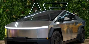 Europenii vând pe Mobile cel mai scump Cybertruck