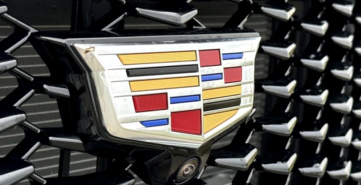 Visul american: Cadillac XT4 este SUV-ul care se va face remarcat pe drumurile din România – VIDEO