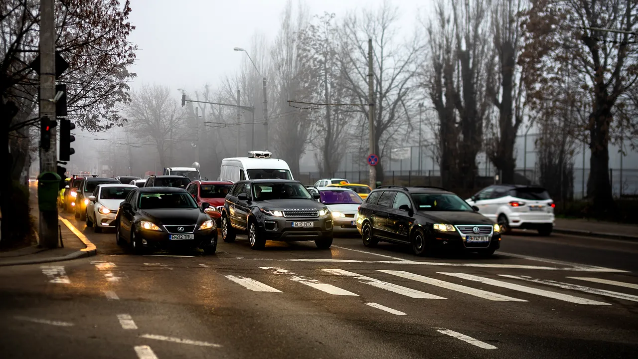 shutterstock_1618857292-trafic-poluare-bucuresti 