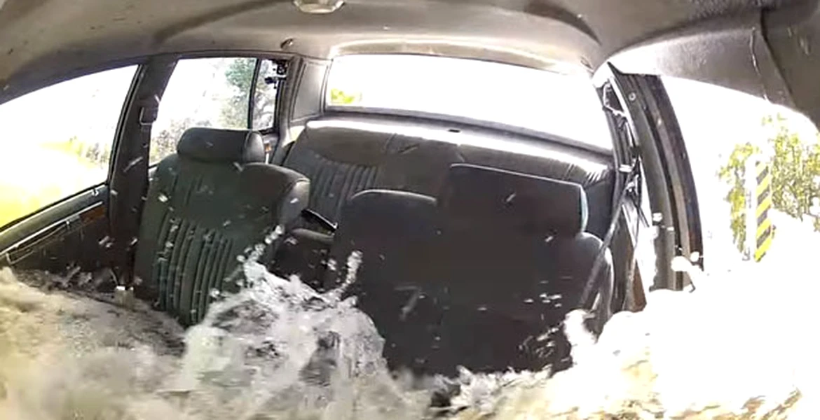 Cum să ieşi dintr-o maşină care se scufundă | VIDEO