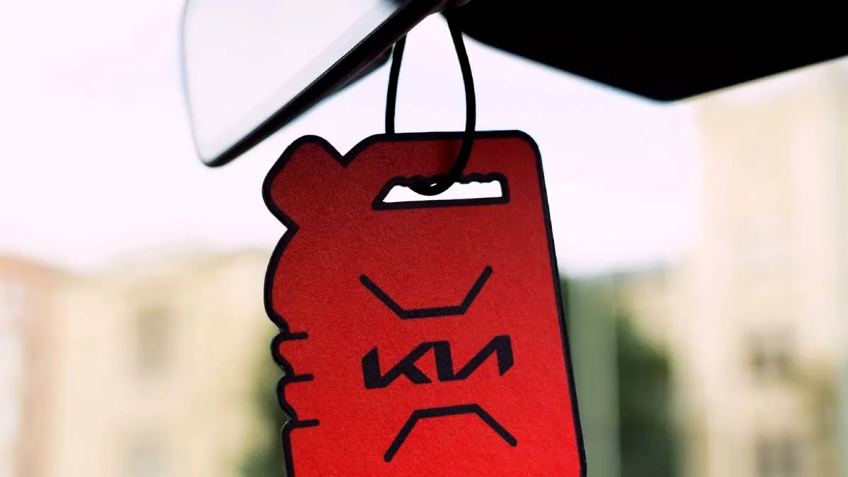 Noul odorizant auto de la KIA cu miros de carburant