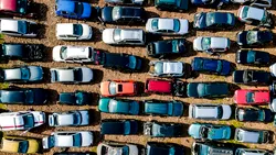 Piața mașinilor second-hand ar putea creștere în 2026, pe fondul incertitudinilor economice