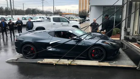 Cum se livrează un supercar de 2,6 milioane de euro? VIDEO