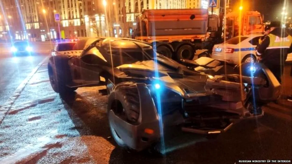 Motivul pentru care polițiștii din Moscova au ridicat „mașina lui Batman” - VIDEO