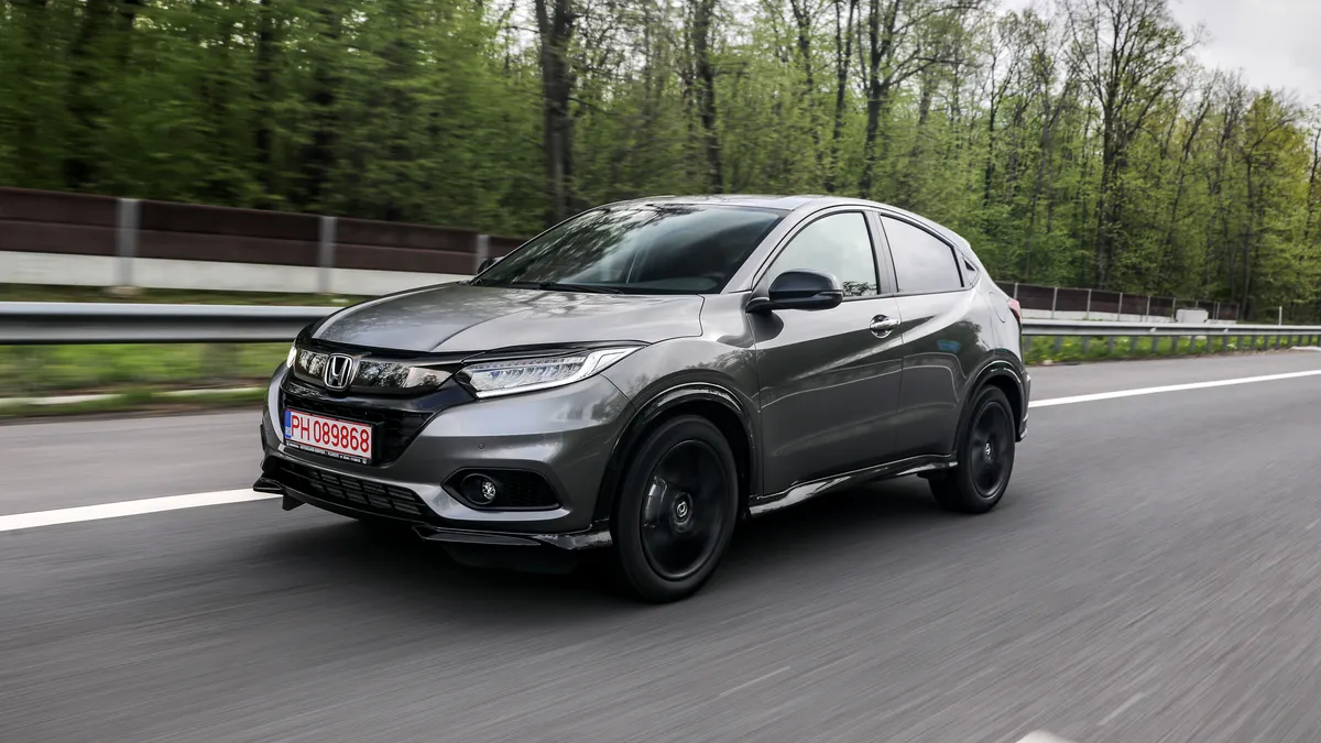 Test drive Honda HR-V 1.5 i-VTEC - Cel mai puternic motor oferit vreodată pe micul SUV japonez. Aspectul sportiv este bonus  - GALERIE FOTO