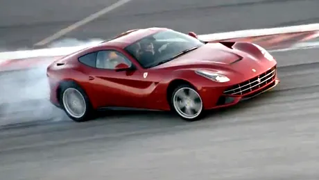 VIDEO: Ferrari F12berlinetta, dezlănţuit pe circuit