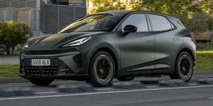 Cupra Raval este disponibilă într-o versiune mai accesibilă. Cât va costa în România?