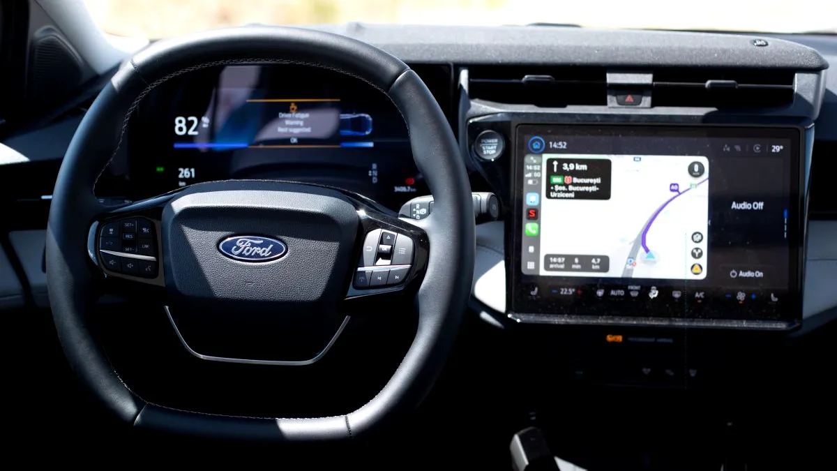 Ford renunță la hărțile Google Maps. Viitoarele mașini ale „Ovalului Albastru ” vor avea hărți de la Apple