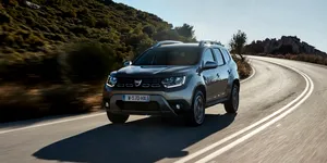 Dacia Duster la dublu: UniCredit Leasing surprinde cu două exemplare SH la prețuri bune