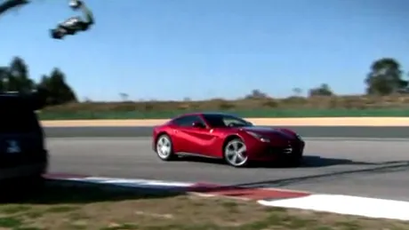 VIDEO: Cu Ferrari F12berlinetta, în culise