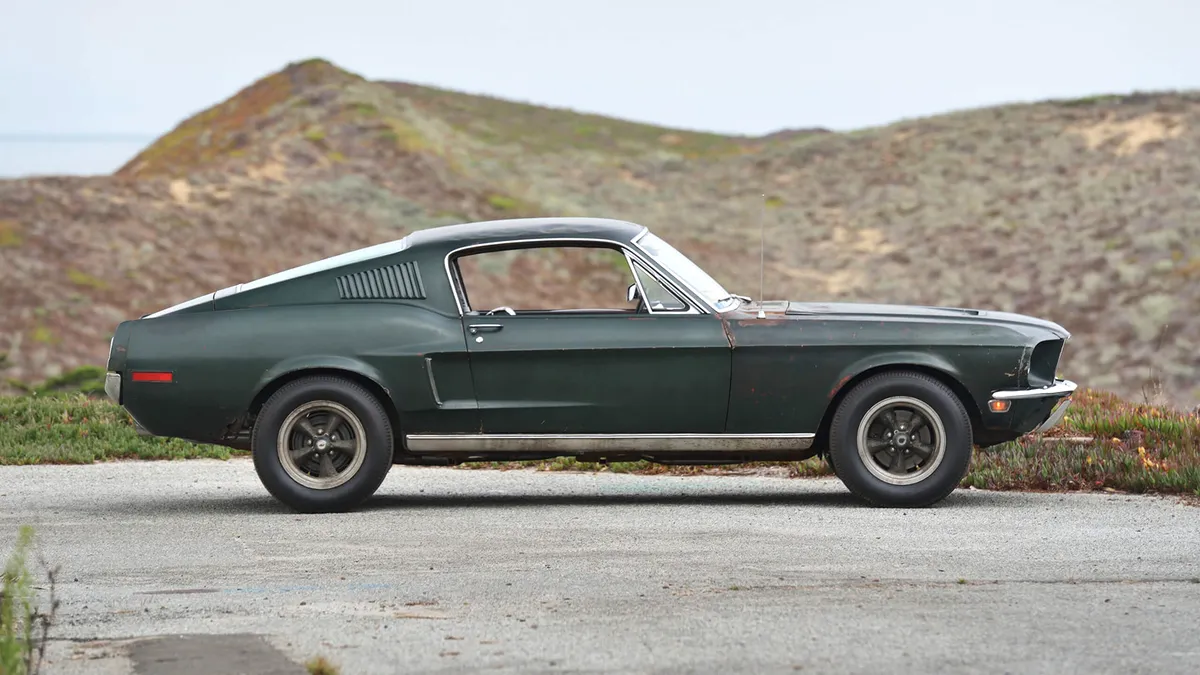 Cel mai scump Mustang din lume este cel din filmul Bullit. Cât a plătit cumpărătorul?