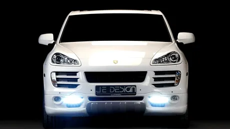 Porsche Cayenne by Je Design