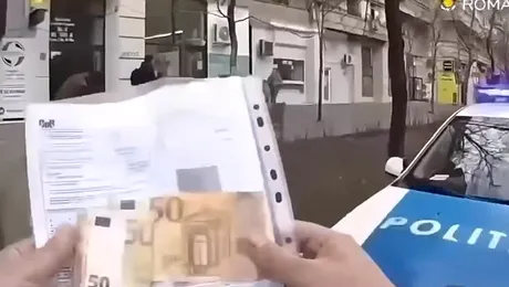 Video / Șoferiță prinsă fără RCA și cu bani pregătiți pentru mită