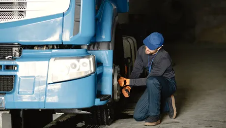 Uniunea Europeană oferă industriei camioanelor mai mult timp pentru reducerea emisiilor poluante