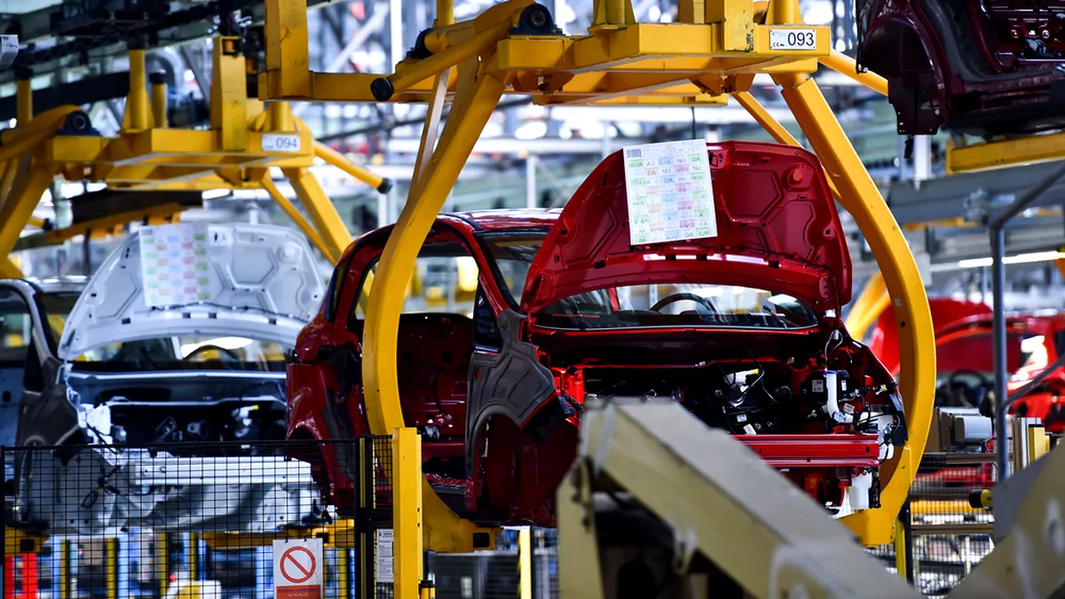 Ea este prima femeie care va conduce uzina Ford de la Craiova