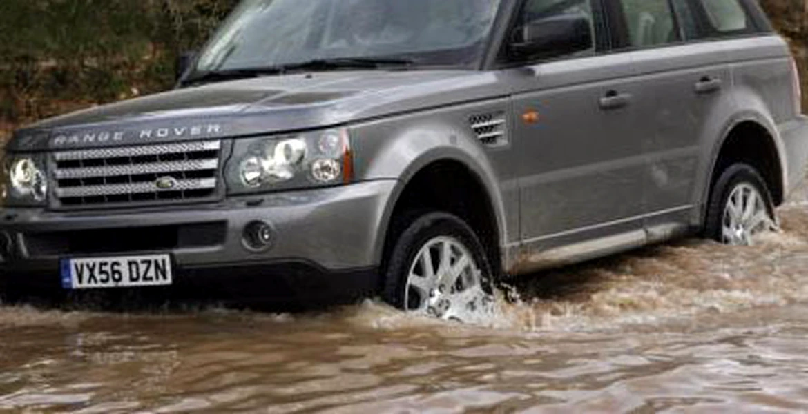 Land Rover va asambla maşini în China şi India