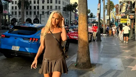 FOTO. Cea mai frumoasă fotbalistă din lume a primit o ofertă de nerefuzat