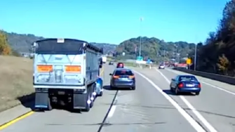 Conflict pe autostradă între un șofer de BMW și doi camionagii. Cine are cele mai bune frâne? VIDEO