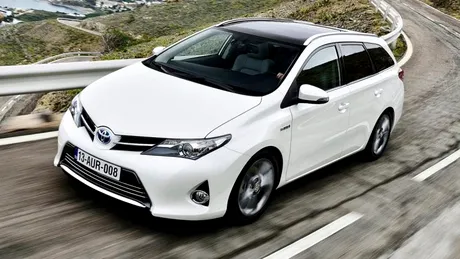 Toyota Auris Touring Sports - detalii oficiale cu primul break full-hibrid din Europa