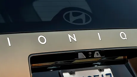 Hyundai pregătește lansarea noului Ioniq 2. Prototipul a fost surprins în teste – VIDEO