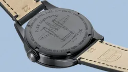 Luminox readuce la viață legenda P-38 Lightning. Ceasul inspirat de unul dintre cele mai temute avioane din Al Doilea Război Mondial