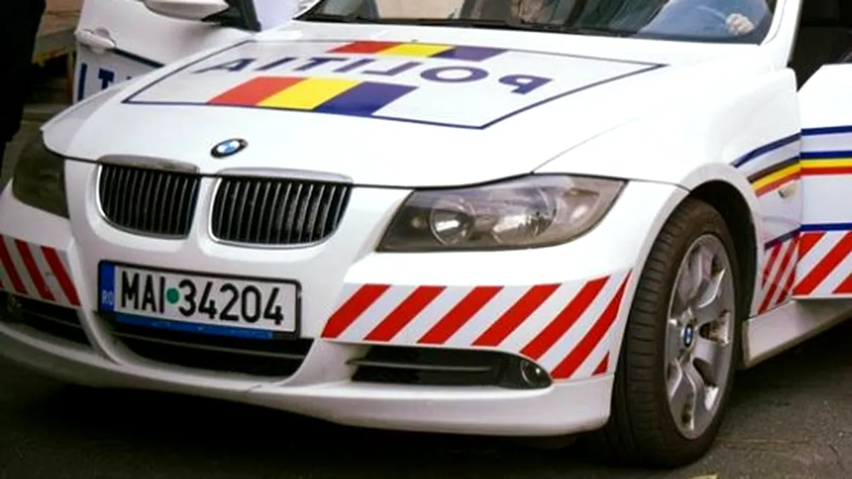 Discuţie viralizată dintre un poliţist şi o şoferiţă: De ce nu purtaţi centura de siguranţă? 
