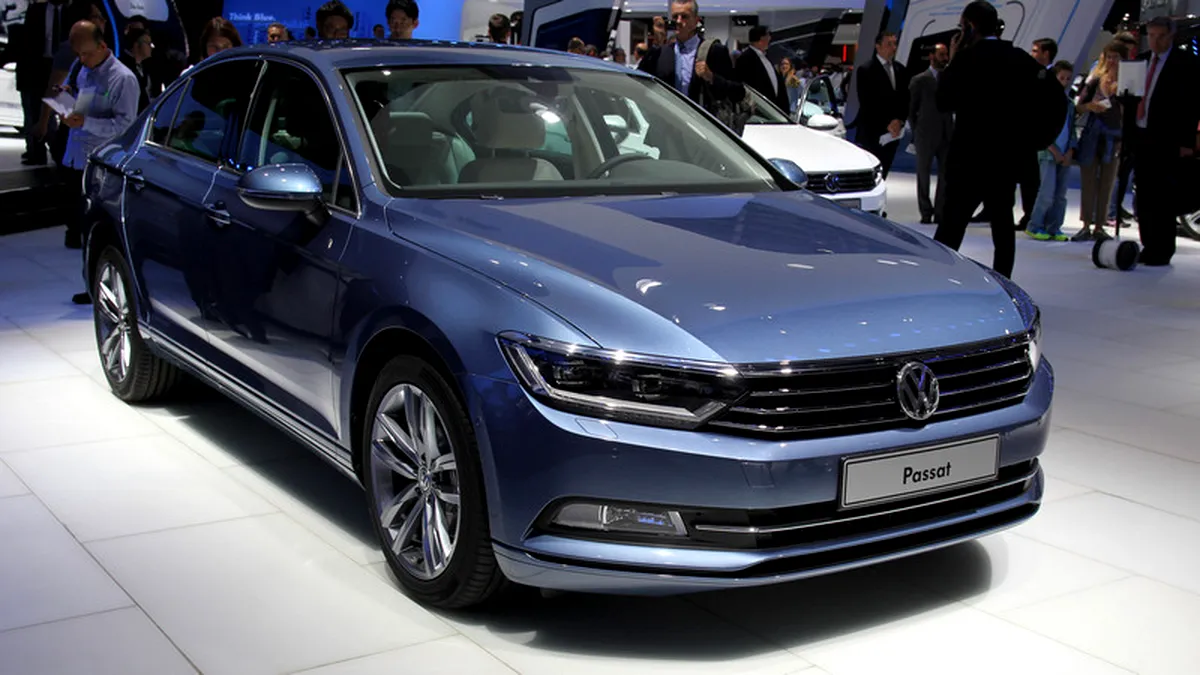 A opta generaţie VW Passat a devenit aproape premium! LIVE PARIS 2014