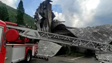 Vijelie cu ravagii în Sinaia: Acoperișul celebrei gări a fost smuls, 14 persoane au fost rănite