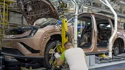 Skoda Peaq intră în producția de serie. SUV-ul electric cu până la 7 locuri este asamblat în Cehia