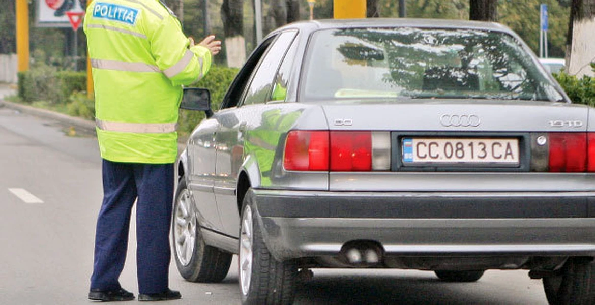 Şoferii cu maşini înmatriculate în Bulgaria vor fi obligaţi să-şi încheie RCA