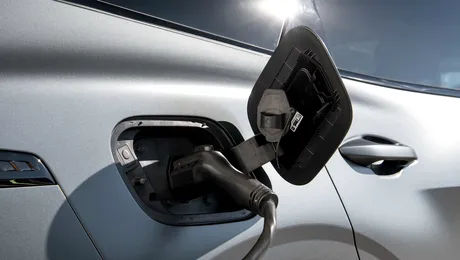 Castrol colaborează cu LION Smart pentru o nouă generație de baterii