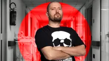ANUNȚUL făcut de Poliție, după ce Cheloo și-a provocat o rană la gât și a fugit de la Spitalul de Psihiatrie 😲