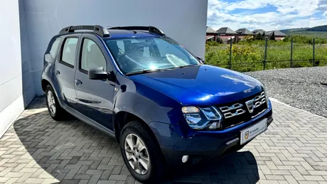 Dacia Duster cu cel mai îndrăgit motor și cutie automată, vândută de o bancă din România. Cât valorează după 8 ani?