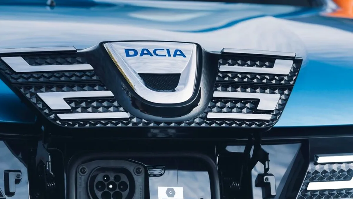 Cât costă ”plinul” la o Dacia Spring în funcție de compania de electricitate
