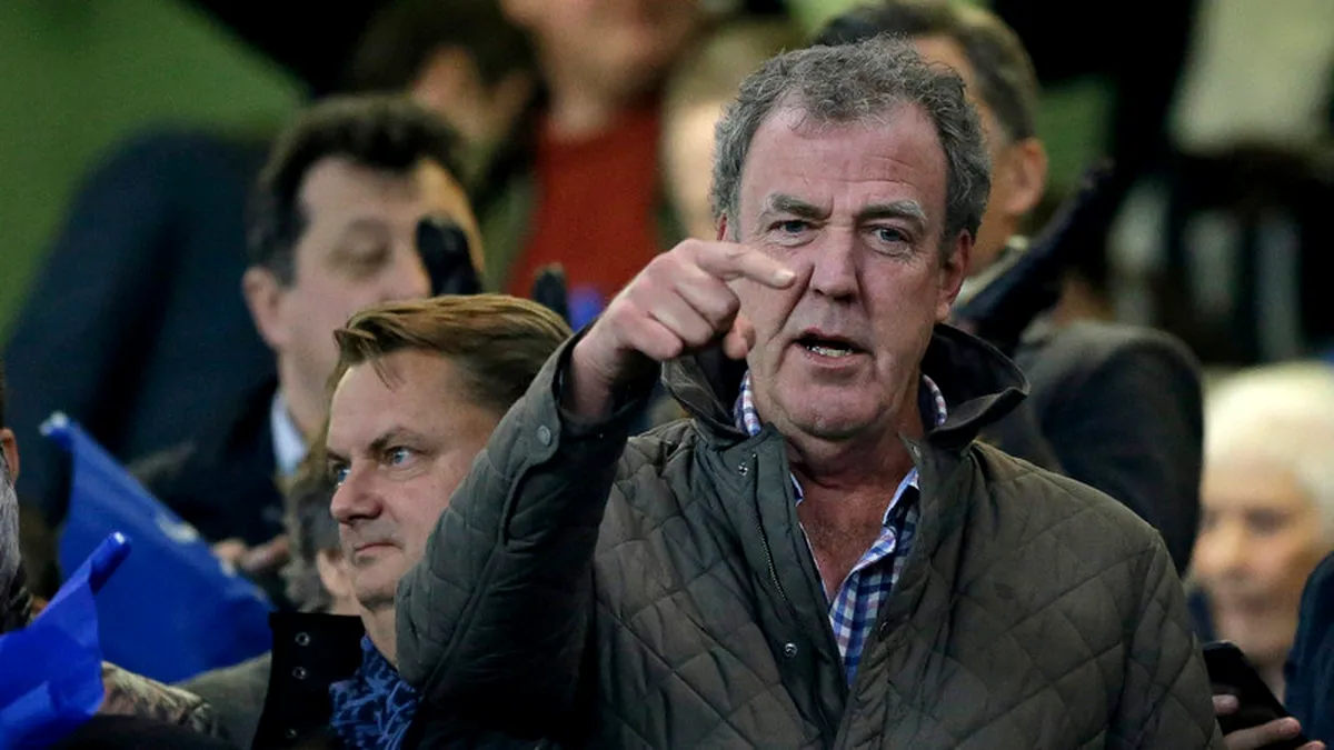 Presa britanică: Jeremy Clarkson va fi concediat astăzi din funcţia de prezentator Top Gear
