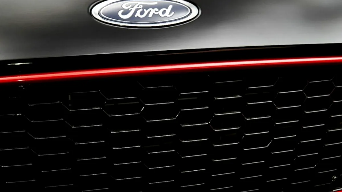 Brevet Ford: dacă nu-ți plătești ratele la mașină poți să rămâi fără aer condiționat sau GPS. Și acesta nu este cel mai rău scenariu