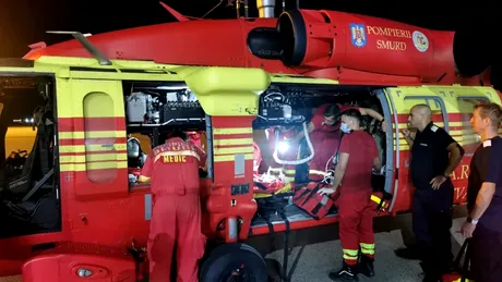 Pacientă de 18 ani, transportată cu Black Hawk între Craiova și București în timpul terapiei ECMO