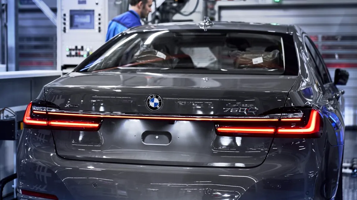 A început producţia noului BMW Seria 7 Sedan - GALERIE FOTO