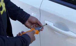 60 de secunde, atât îi trebuie unui hoț să fure o mașină – VIDEO