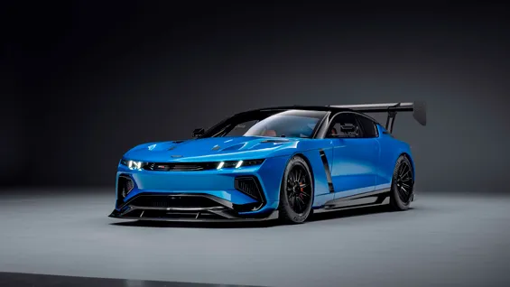 <span class='prepend'>Foto |</span> Jensen prezintă o nouă generație de Interceptor, la 50 de ani de la încheierea producției modelului GT britanic. Momentan, disponibil doar în variantă de curse