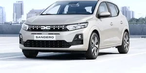 Dacia Sandero revine pe primul loc în vânzările europene. Subcompactul românesc a detronat Tesla Model Y din vârful clasamentului
