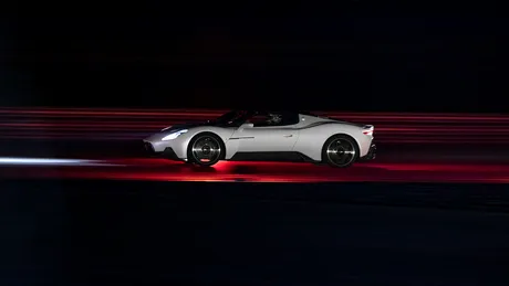 Maserati MC20 a primit titlul ”Cea mai frumoasă super-mașină a anului 2021”