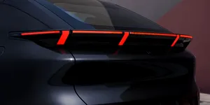 Lynk & Co 02 primește un upgrade. Ce aduce nou rivalul lui Volvo EX30