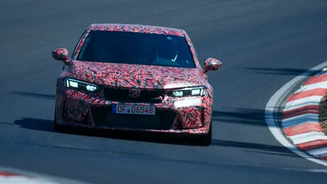VIDEO: Noua Honda Civic Type-R își arată mușchii pe circuitul de la Nürburgring-Nordschleife