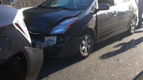 Maşina autonomă Google Car implicată într-un accident şosea