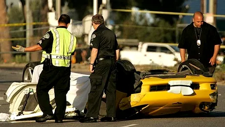 Accident fatal: un Chevrolet Corvette făcut praf