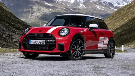 <span class='prepend'>Foto |</span> MINI lansează o ediție specială a modelului Cooper. Celebrează 61 de ani de la victoria în Raliul Monte Carlo